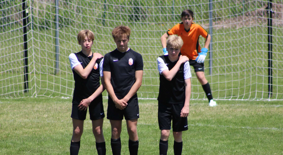 Teamwork -building lasting relationships - join us!